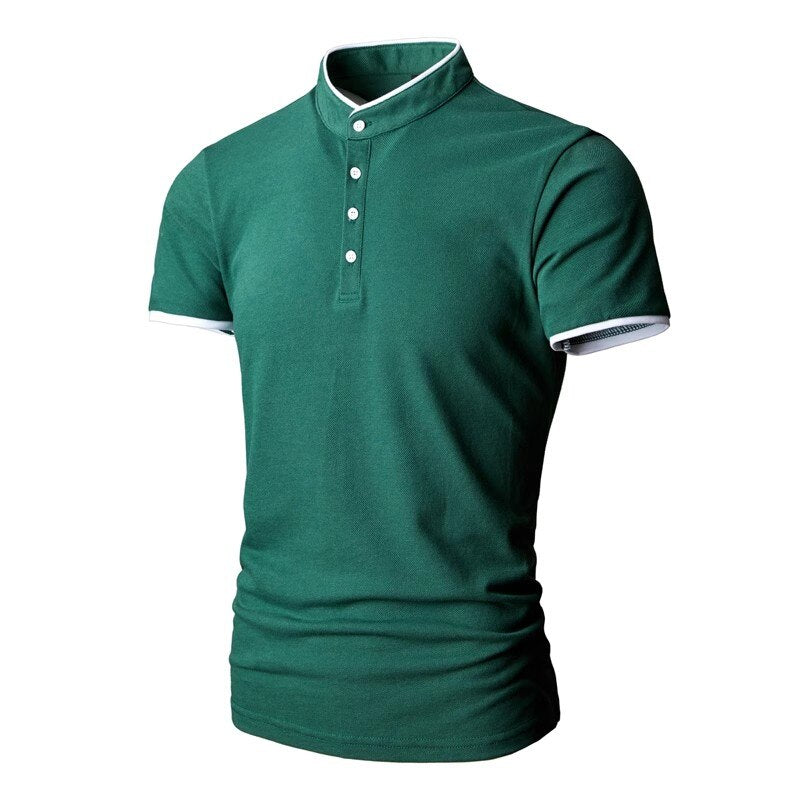 camisa-polo, moda-masculina, elegância-clássica, estilo-sofisticado, peça-iconica, design-minimalista, conforto-elegante, corte-impecável, detalhes-refinados, emblema-bordado, paleta-versátil, casual-elegante, sofisticação-atemporal, clássico-moderno, estilo-profissional, guarda-roupa-versátil, qualidade-premium, atenção-aos-detalhes, autenticidade-distinta, versatilidade-refinada